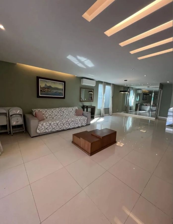 Casa Triplex - Venda - Barra da Tijuca - Rio de Janeiro - RJ